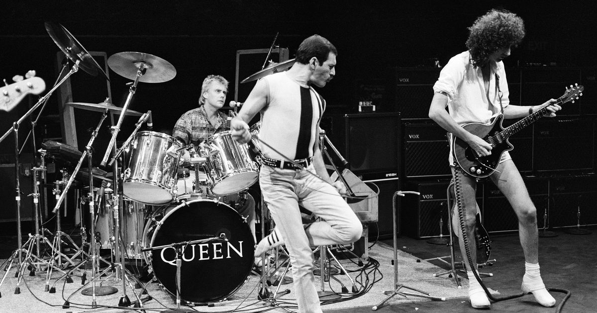 Queen release lost track featuring Freddie Mercury - Chaoszine