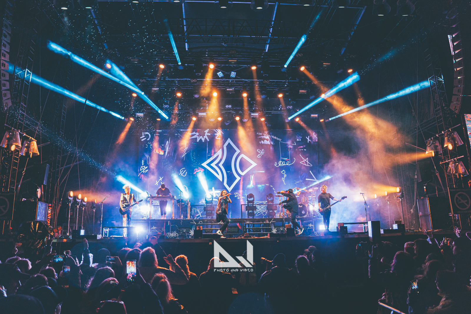 Violent pop revolution The story of Blind Channel Chaoszine