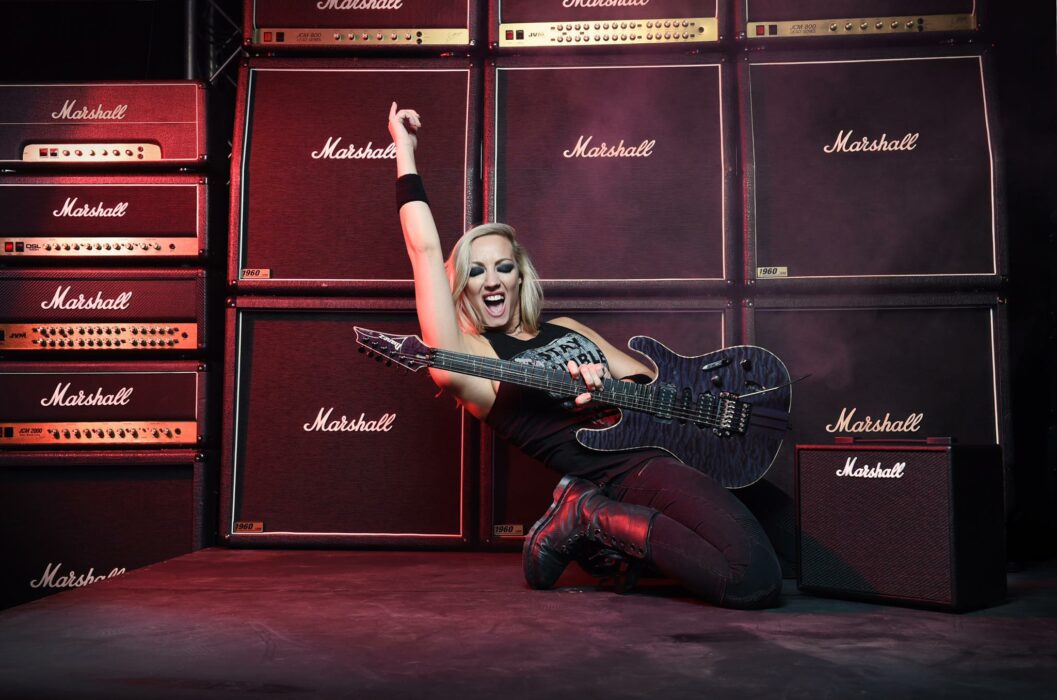 Nita Strauss Rejoins Alice Coopers Band For Tour Dates Chaoszine