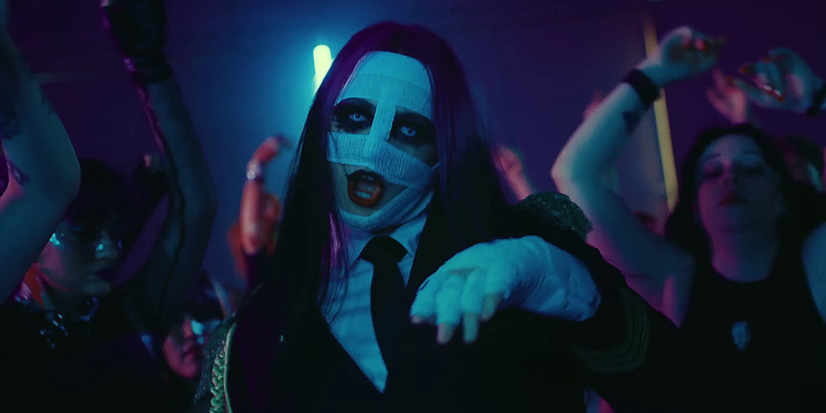 Kim Dracula unveils new song featuring Korn’s Jonathan Davis Chaoszine