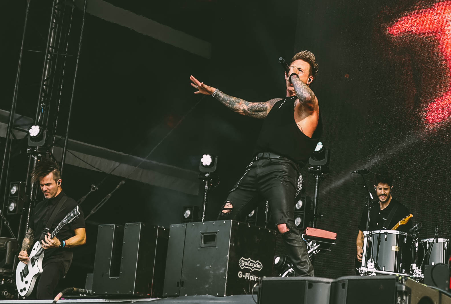 Papa Roach share live performance of “Scars” with Chris Daughtry - Chaoszine