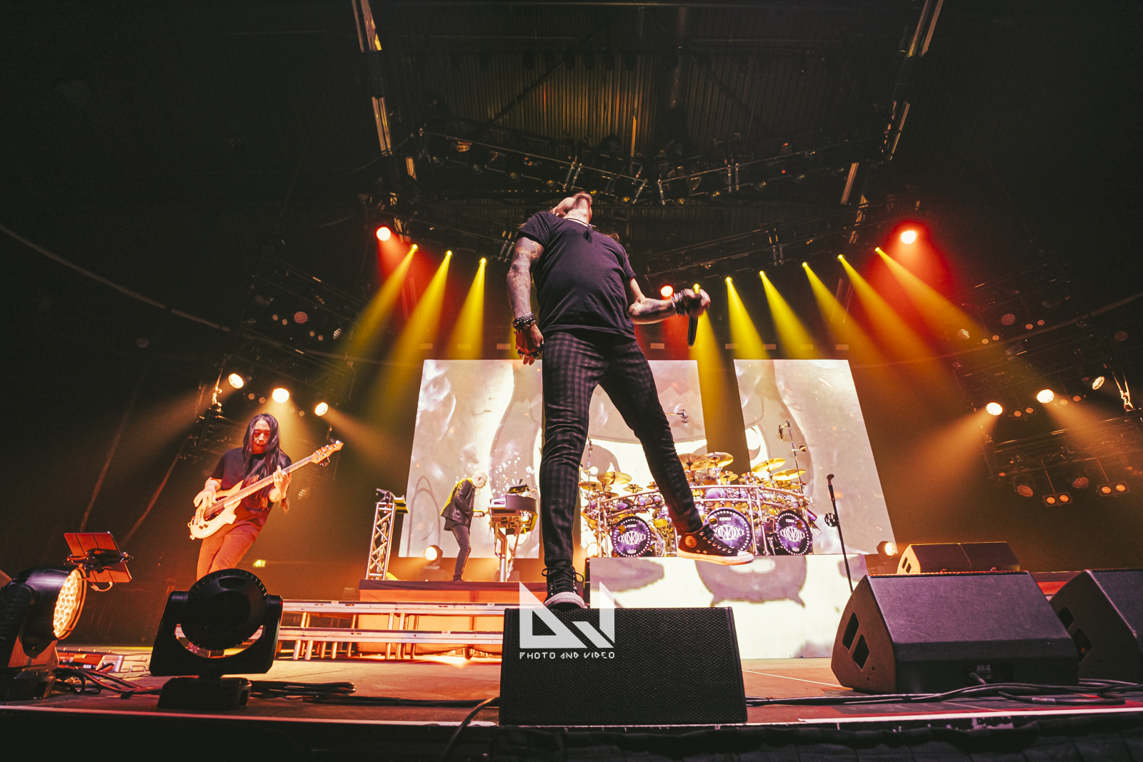 Video footage available of Dream Theater’s complete show in Thailand