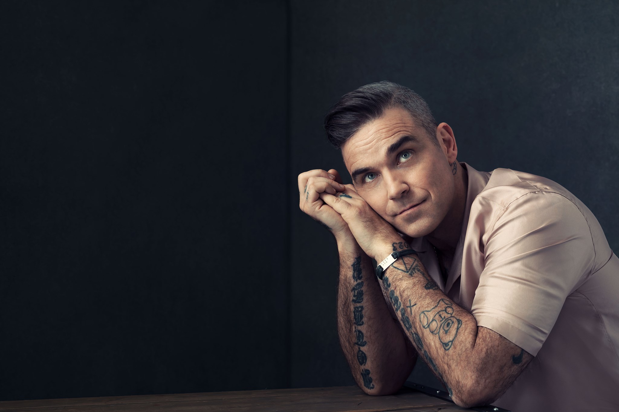 Two metal icons to be featured in Robbie Williams's album