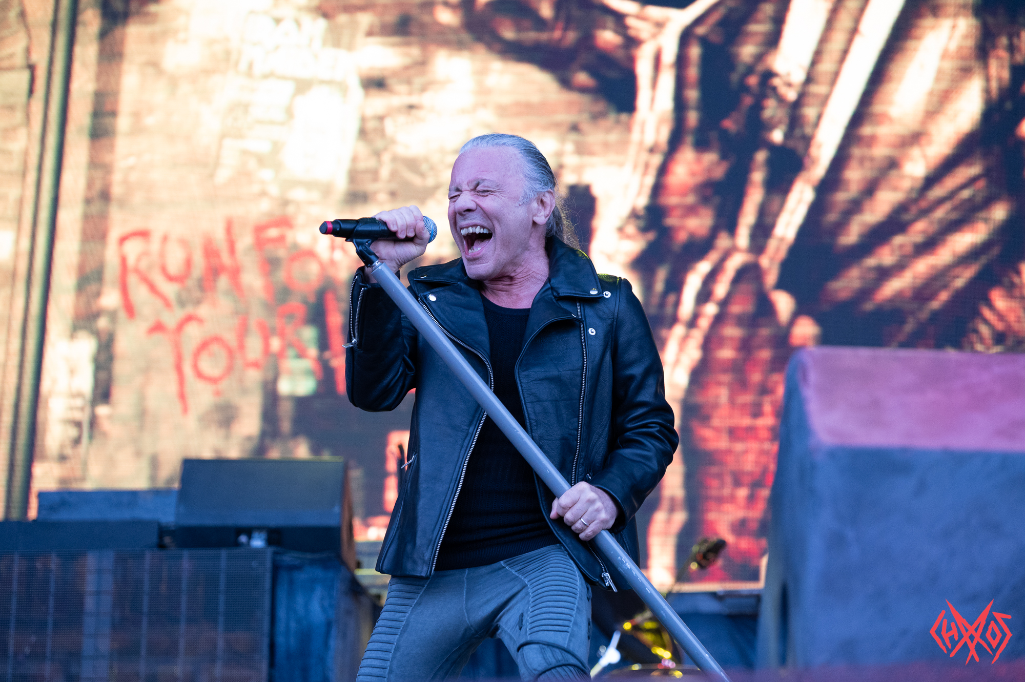 Bruce Dickinson announces special show with orchestra and reveals the status of his upcoming solo album