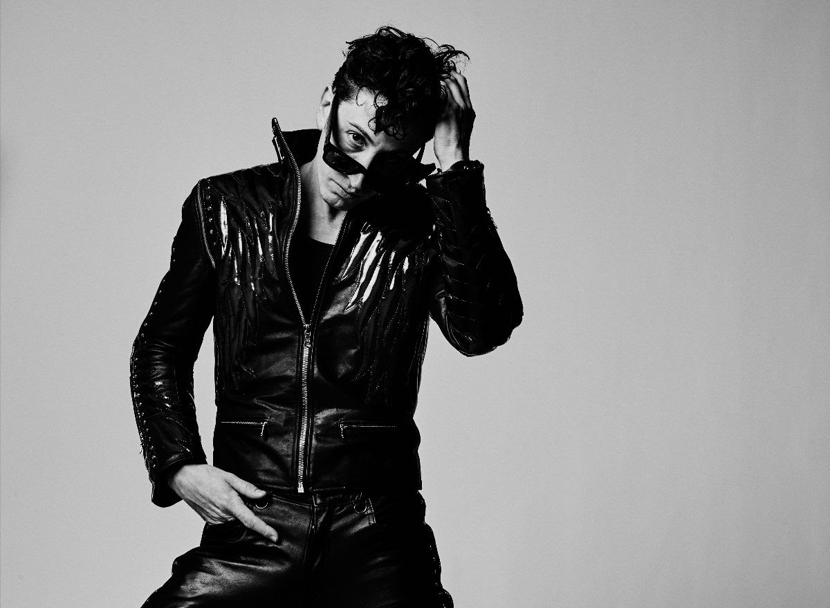 Des Rocs shares theatrical new video for ‘When the Love is Gone’ and announces headline European tour