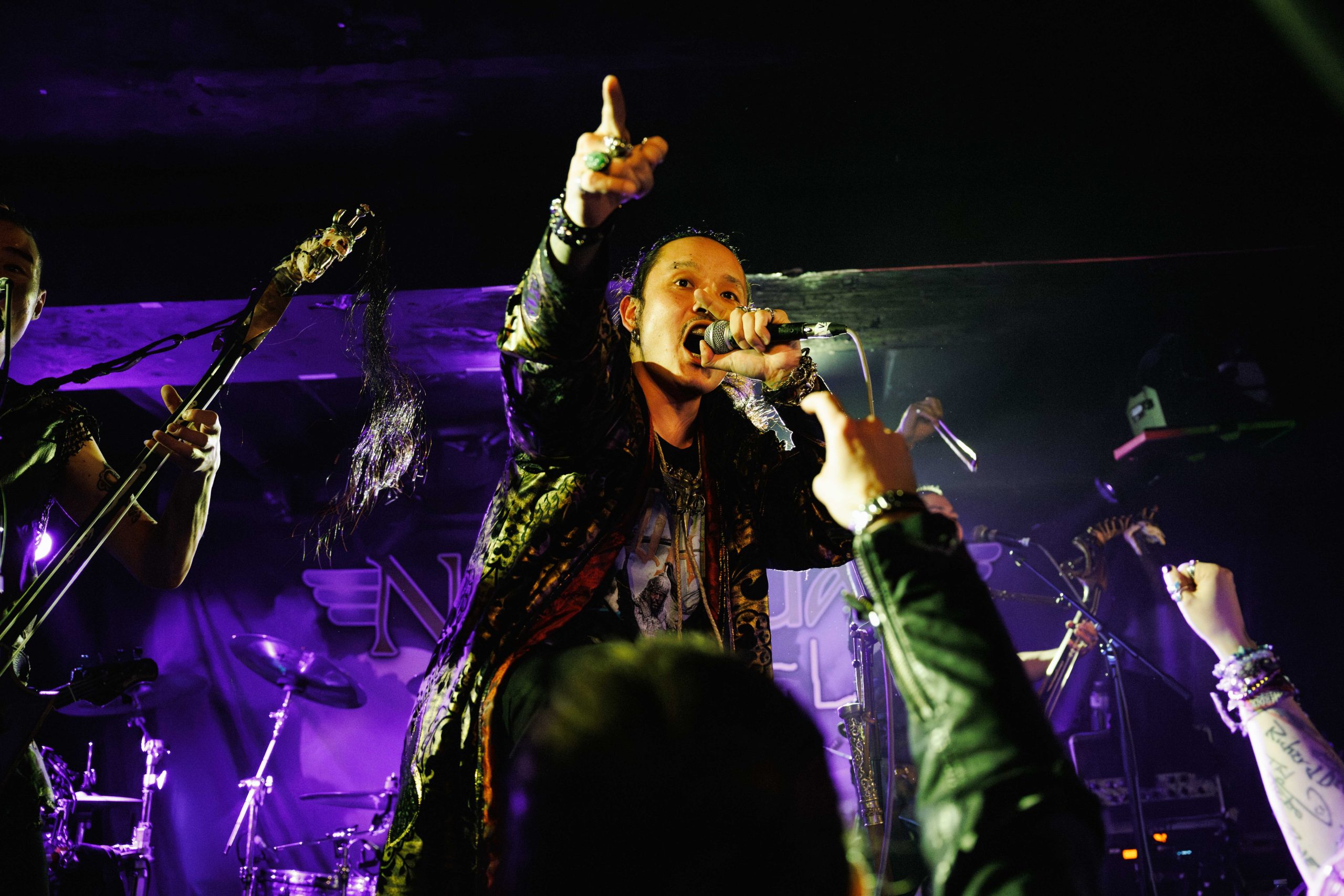 Rising Mongolian rockers Uuhai announce headline tour