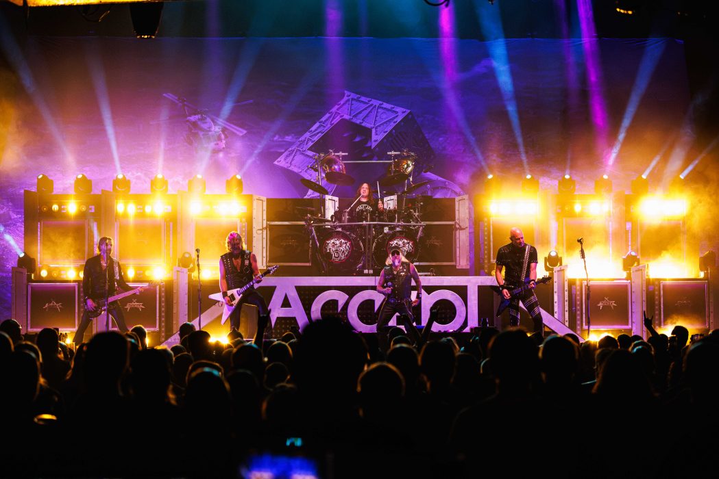 Accept O2 London