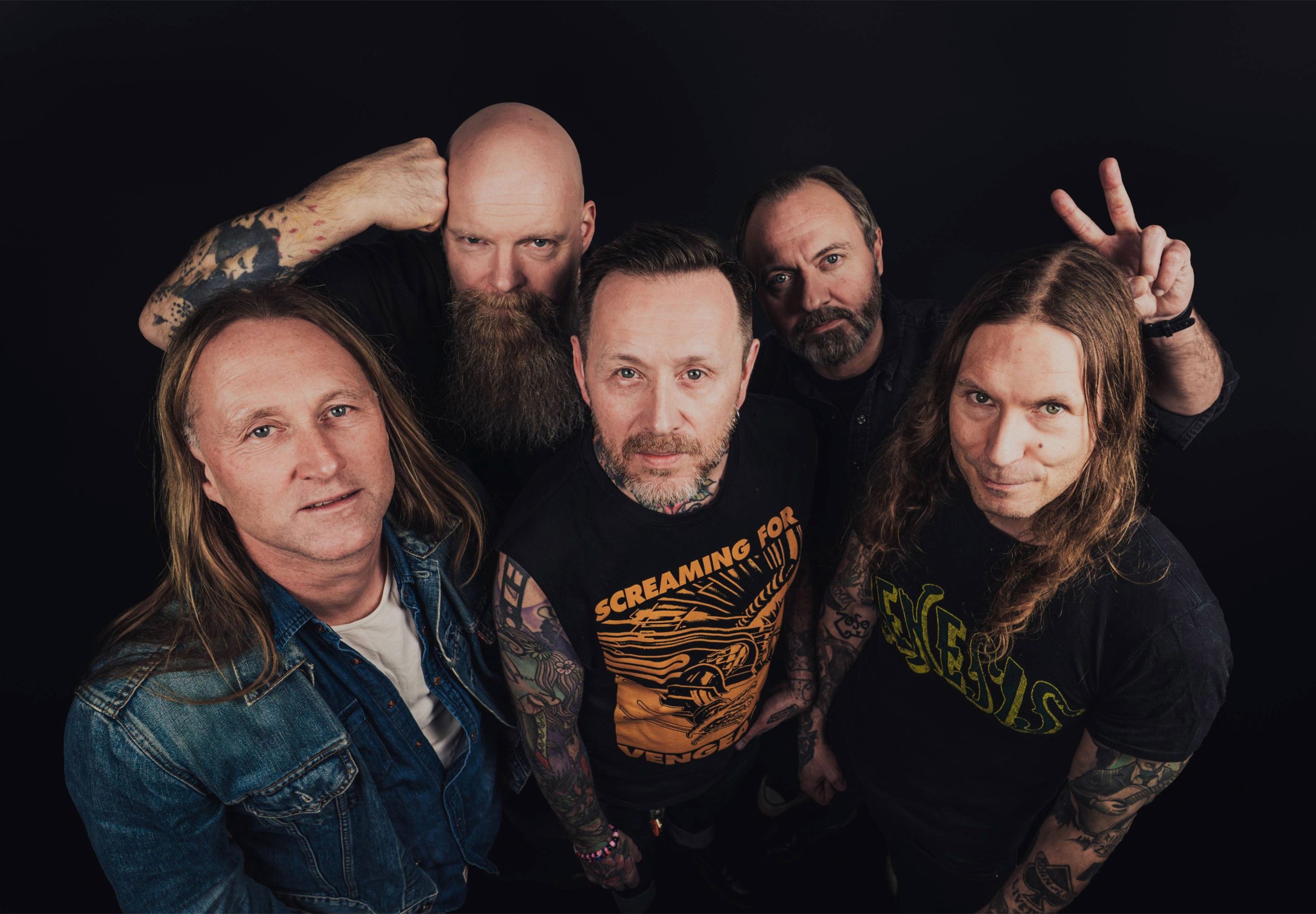 “We write all kinds of stuff: both happy and dark and put together an album that makes sense as a whole” – interview with Audrey Horne